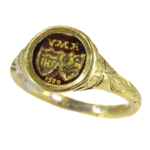 Renaissance brotherhood ring with two coat of arms behind transparant window